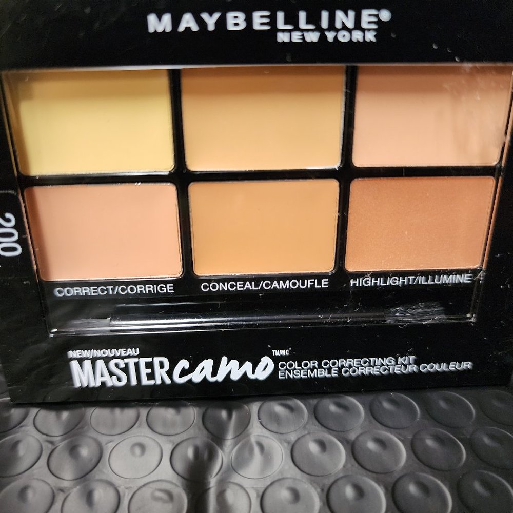 Maybelline Color Correcting Kit